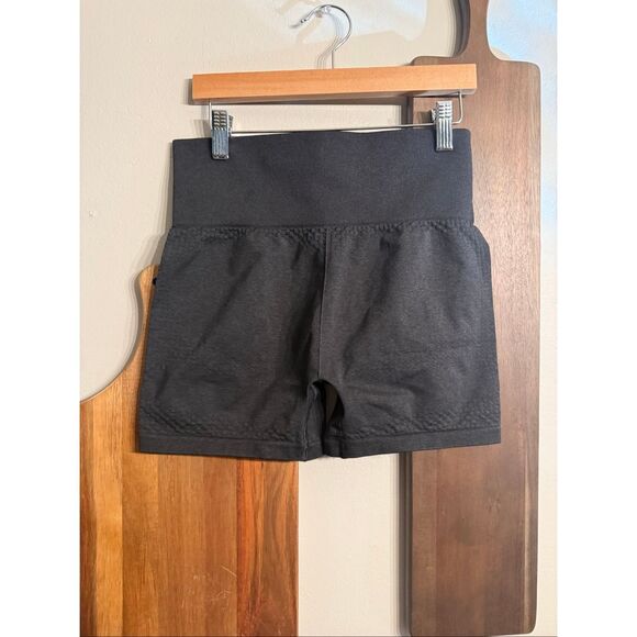Gymshark black biker spandex shorts size Small - Picture 2 of 3